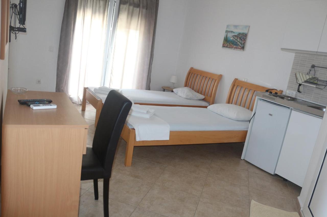 Apartment'S Meti Улцин Екстериор снимка