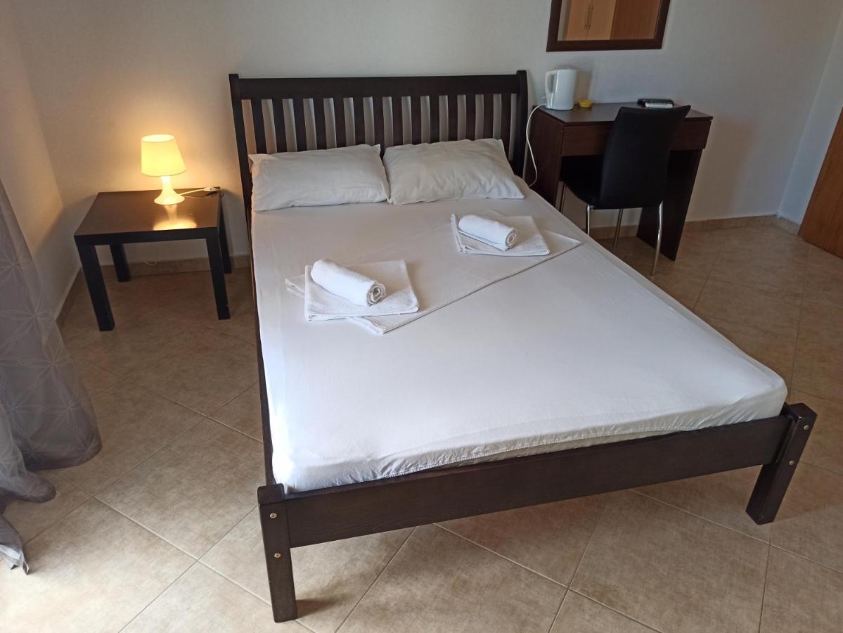 Apartment'S Meti Улцин Екстериор снимка