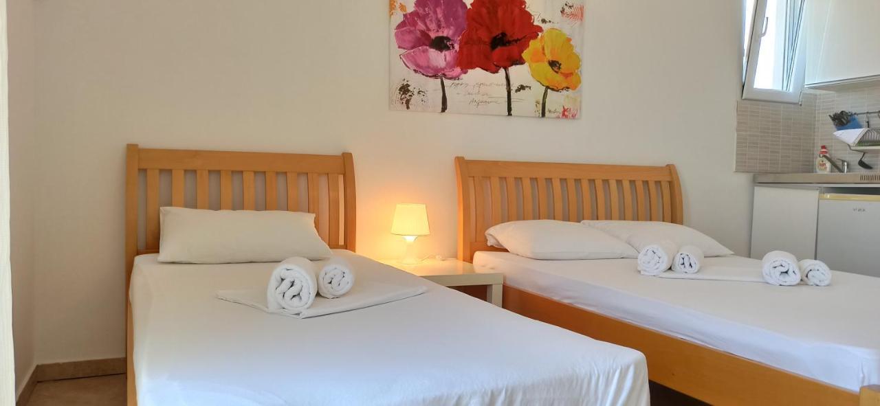 Apartment'S Meti Улцин Екстериор снимка