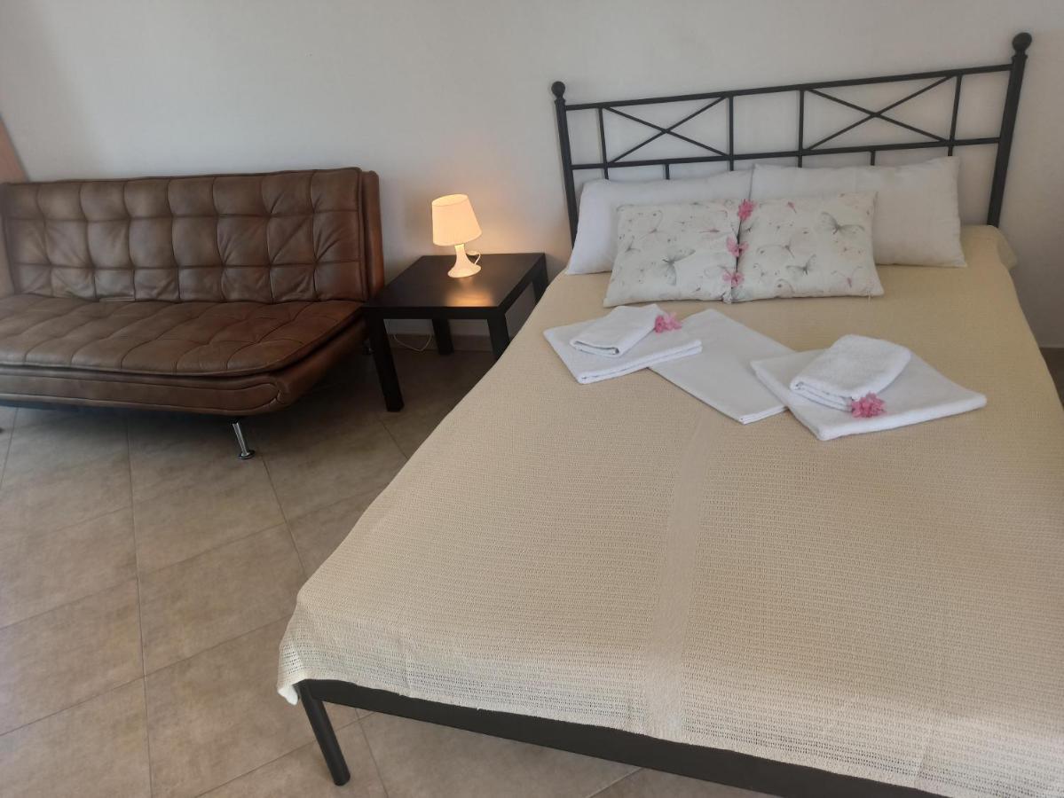 Apartment'S Meti Улцин Екстериор снимка