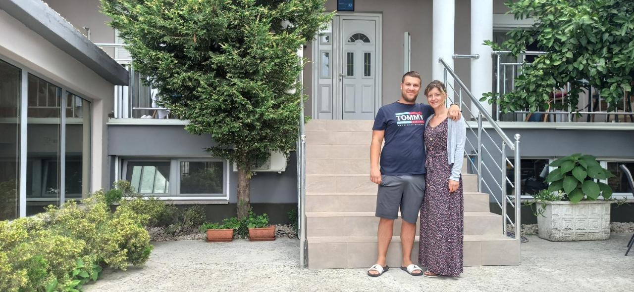 Apartment'S Meti Улцин Екстериор снимка