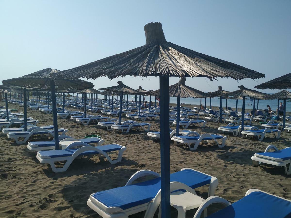Apartment'S Meti Улцин Екстериор снимка