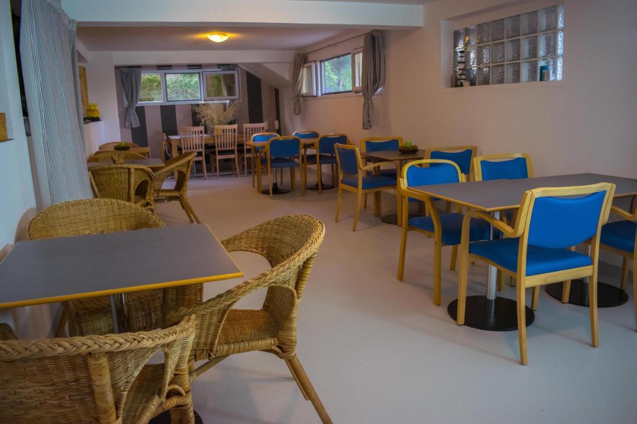 Apartment'S Meti Улцин Екстериор снимка